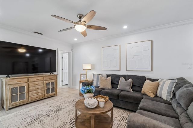 5103 W CLEVELAND STREET, Tampa, FL 33609