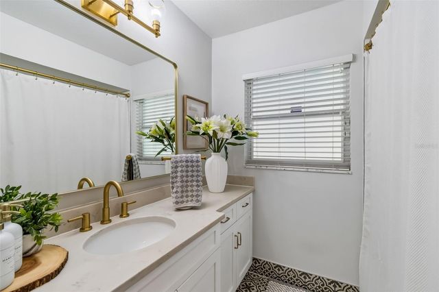 5103 W CLEVELAND STREET, Tampa, FL 33609