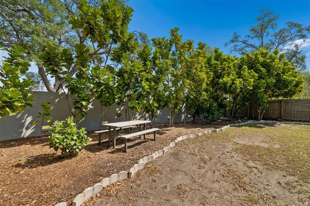 5103 W CLEVELAND STREET, Tampa, FL 33609