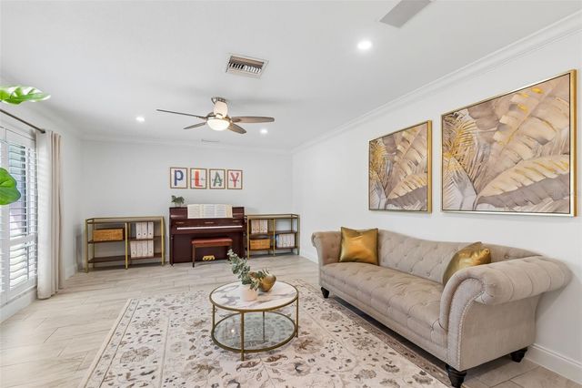 5103 W CLEVELAND STREET, Tampa, FL 33609