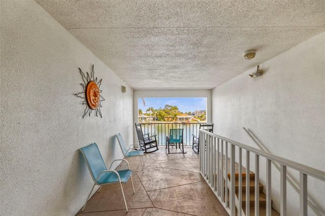 11655 3RD STREET E 19, Treasure Island, FL 33706