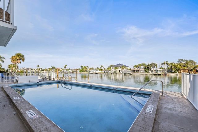 11655 3RD STREET E 19, Treasure Island, FL 33706