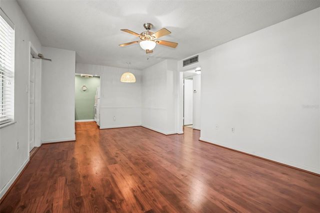 11655 3RD STREET E 19, Treasure Island, FL 33706