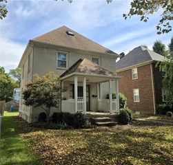 219 Pennsylvania Avenue, Mcdonald, OH 44437