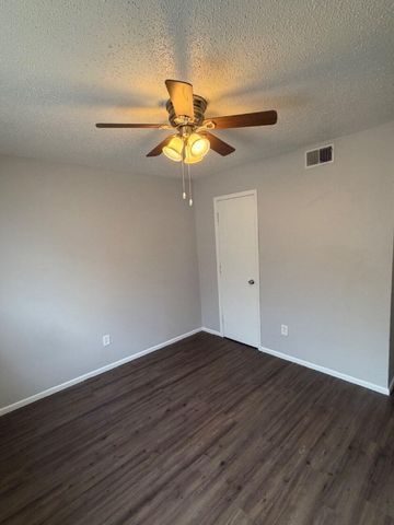 3211 35th Street, A, Lubbock, TX 79413