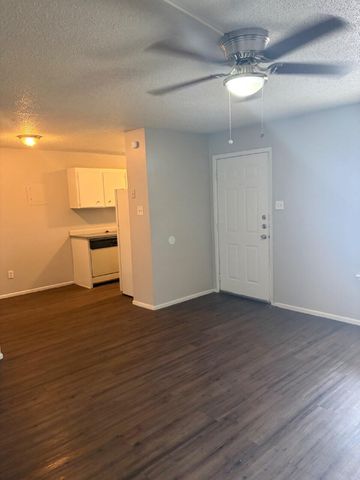 3211 35th Street, A, Lubbock, TX 79413