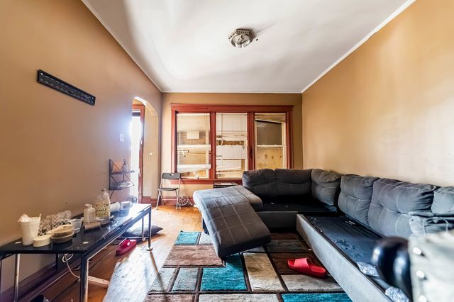 1312 W 73rd Place, Chicago, IL 60636