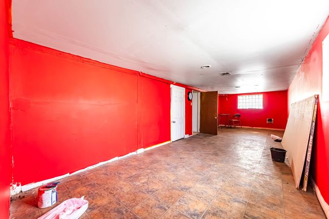 1312 W 73rd Place, Chicago, IL 60636