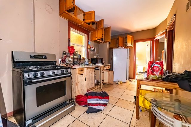 1312 W 73rd Place, Chicago, IL 60636