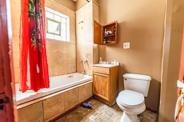 1312 W 73rd Place, Chicago, IL 60636