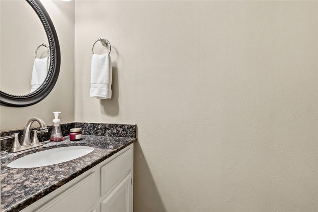 1904 Dartmouth Street Q4, College Station, TX 77840