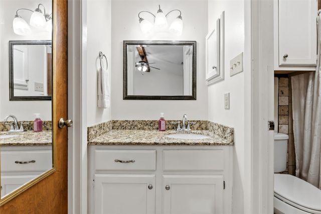 1904 Dartmouth Street Q4, College Station, TX 77840