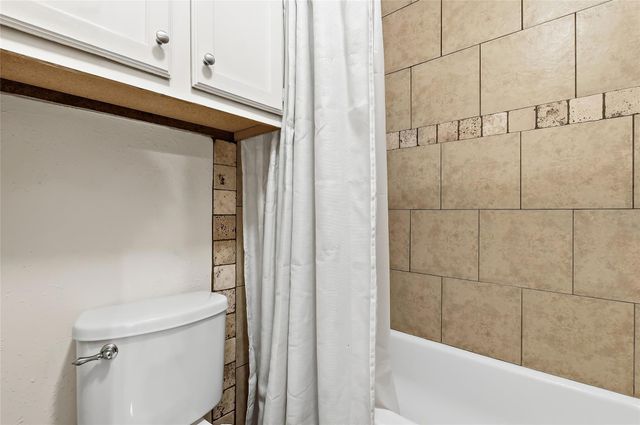 1904 Dartmouth Street Q4, College Station, TX 77840