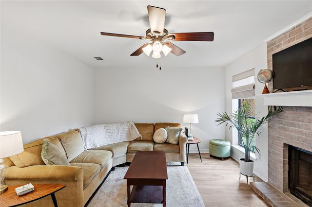 1904 Dartmouth Street Q4, College Station, TX 77840