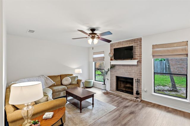 1904 Dartmouth Street Q4, College Station, TX 77840
