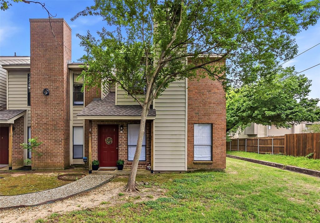 1904 Dartmouth Street Q4, College Station, TX 77840