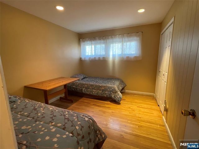 225 12th Street, Cresskill, NJ 07626