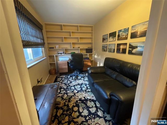 225 12th Street, Cresskill, NJ 07626