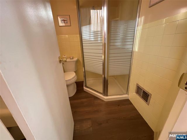 225 12th Street, Cresskill, NJ 07626