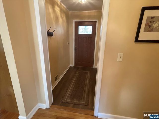 225 12th Street, Cresskill, NJ 07626