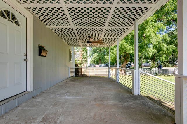 150 E Elm Street, Republic, MO 65738