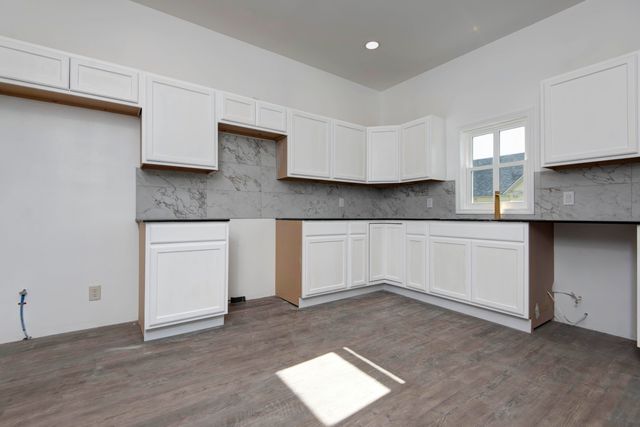 150 E Elm Street, Republic, MO 65738