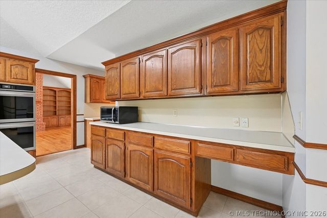 2625 W 68th Street, Tulsa, OK 74132