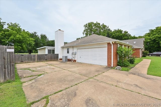 2625 W 68th Street, Tulsa, OK 74132