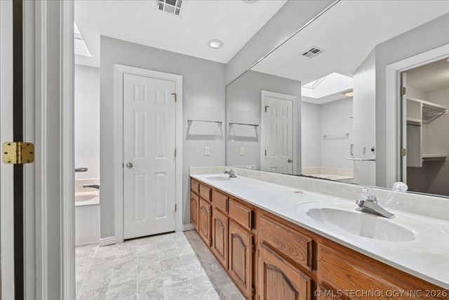 2625 W 68th Street, Tulsa, OK 74132