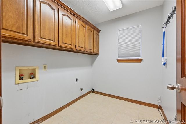2625 W 68th Street, Tulsa, OK 74132