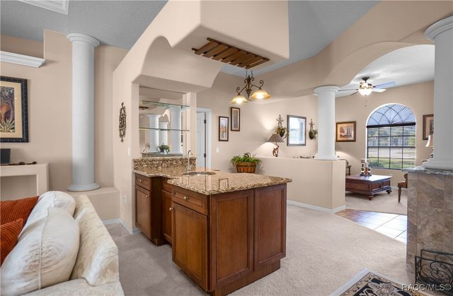 6378 W Pine Ridge Boulevard, Beverly Hills, FL 34465