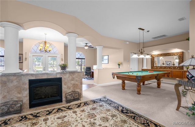 6378 W Pine Ridge Boulevard, Beverly Hills, FL 34465