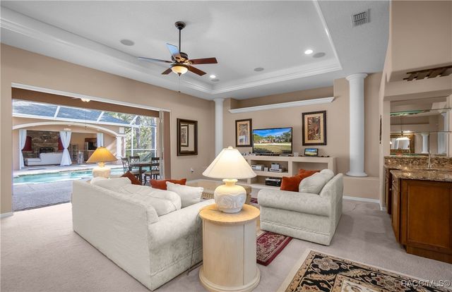 6378 W Pine Ridge Boulevard, Beverly Hills, FL 34465