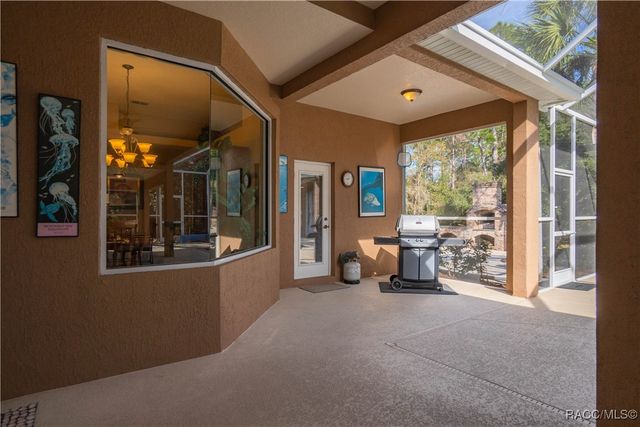 6378 W Pine Ridge Boulevard, Beverly Hills, FL 34465