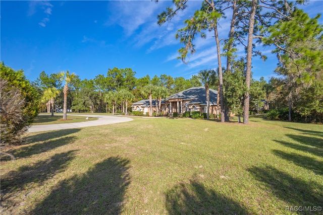 6378 W Pine Ridge Boulevard, Beverly Hills, FL 34465