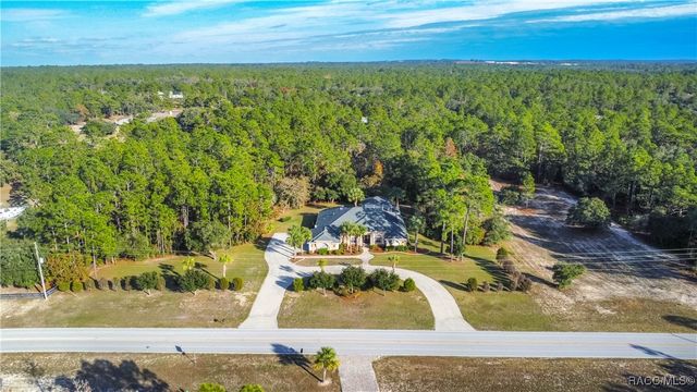 6378 W Pine Ridge Boulevard, Beverly Hills, FL 34465