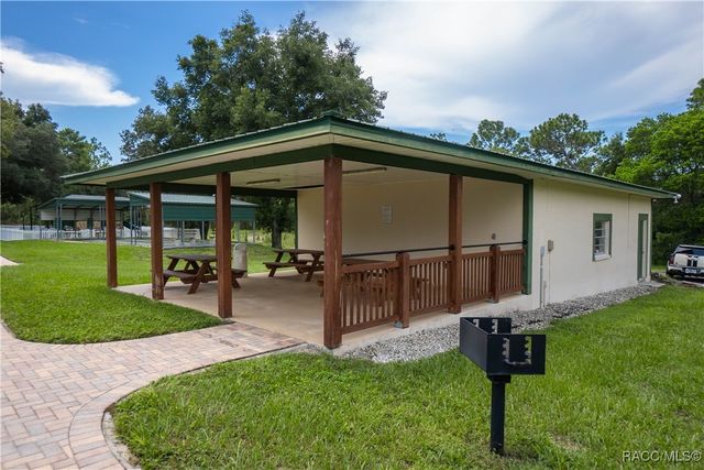 6378 W Pine Ridge Boulevard, Beverly Hills, FL 34465