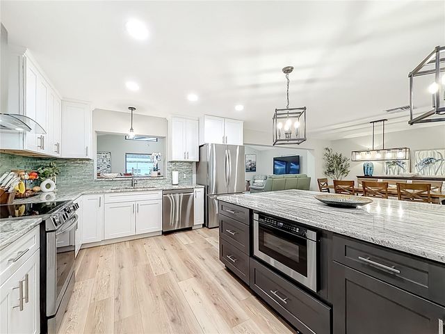 1851 NW 18TH STREET, Crystal River, FL 34428