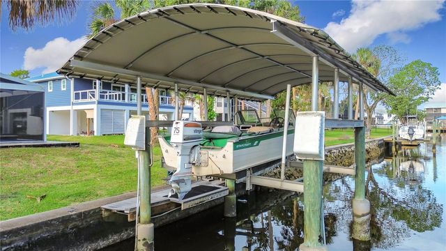 1851 NW 18TH STREET, Crystal River, FL 34428