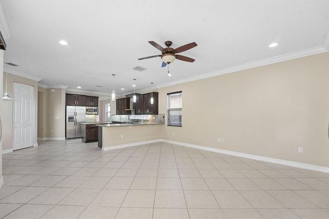 8256 Savara Streams Lane, Boynton Beach, FL 33473