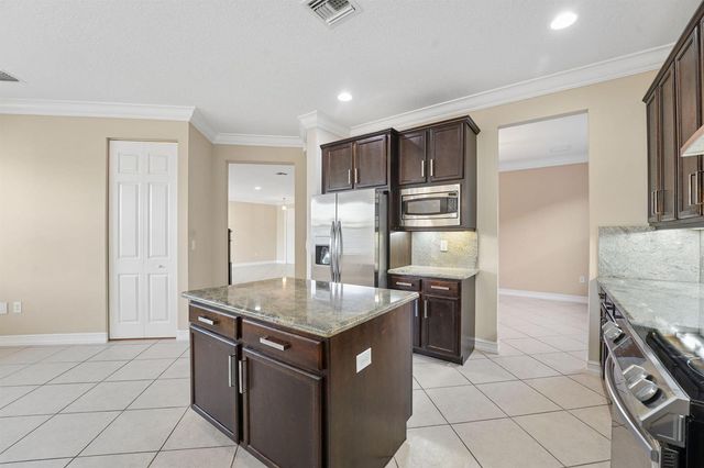 8256 Savara Streams Lane, Boynton Beach, FL 33473