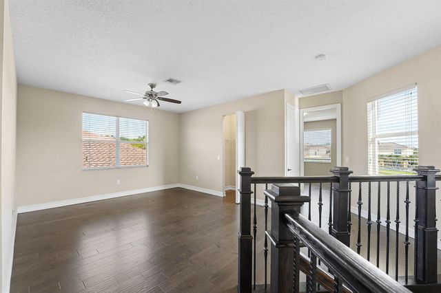 8256 Savara Streams Lane, Boynton Beach, FL 33473