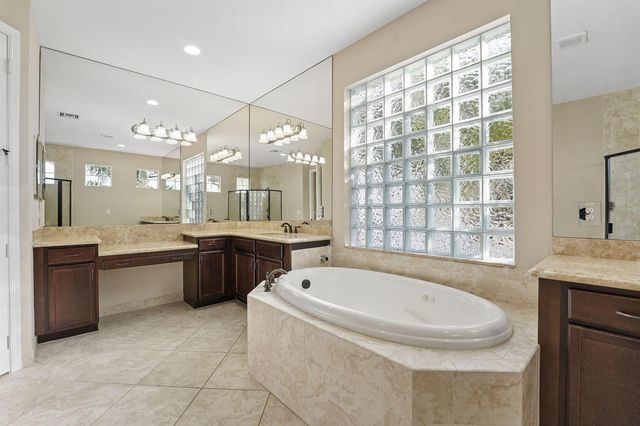 8256 Savara Streams Lane, Boynton Beach, FL 33473