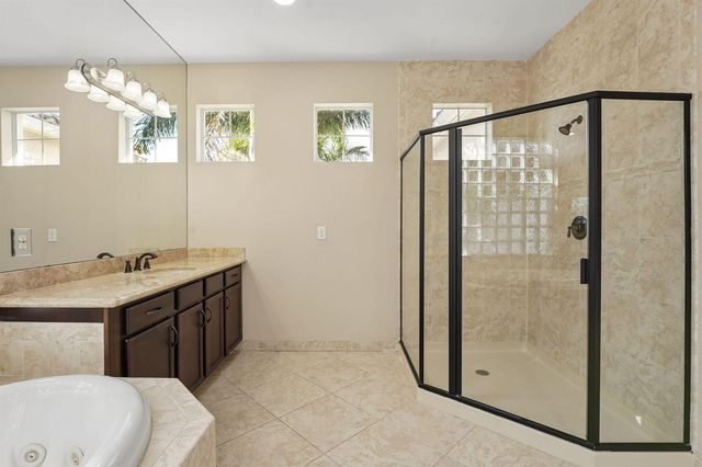 8256 Savara Streams Lane, Boynton Beach, FL 33473