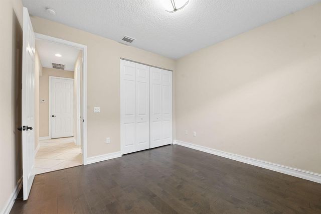 8256 Savara Streams Lane, Boynton Beach, FL 33473