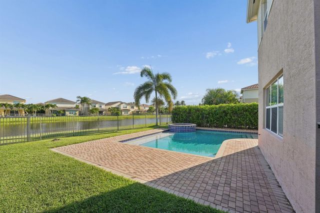8256 Savara Streams Lane, Boynton Beach, FL 33473