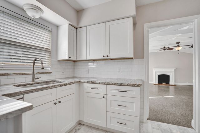 601 N 13th Avenue N, Lake Worth Beach, FL 33460