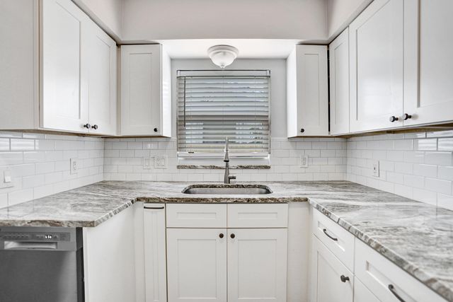 601 N 13th Avenue N, Lake Worth Beach, FL 33460