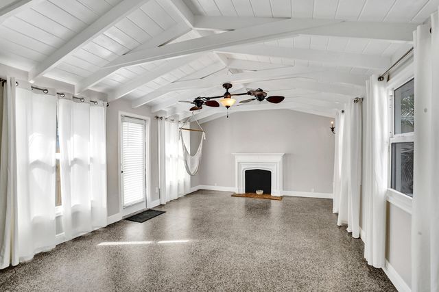 601 N 13th Avenue N, Lake Worth Beach, FL 33460