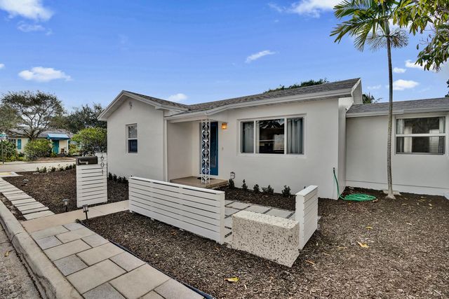 601 N 13th Avenue N, Lake Worth Beach, FL 33460